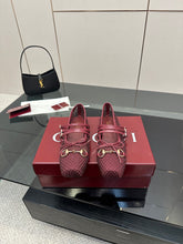China Replica Gucci Women Shoes 102usd Only